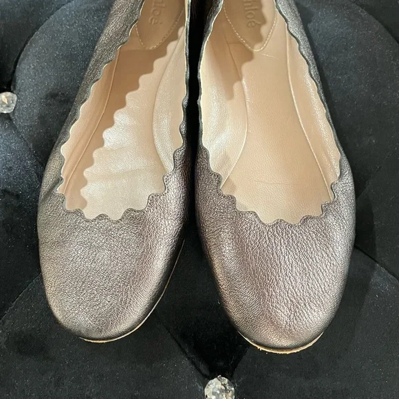 Chloe Shimmering Silver Scalloped Flats - Picture 8 of 14